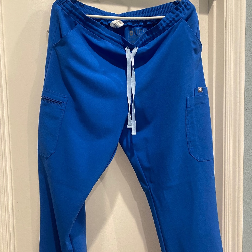 Figs scrubs pants